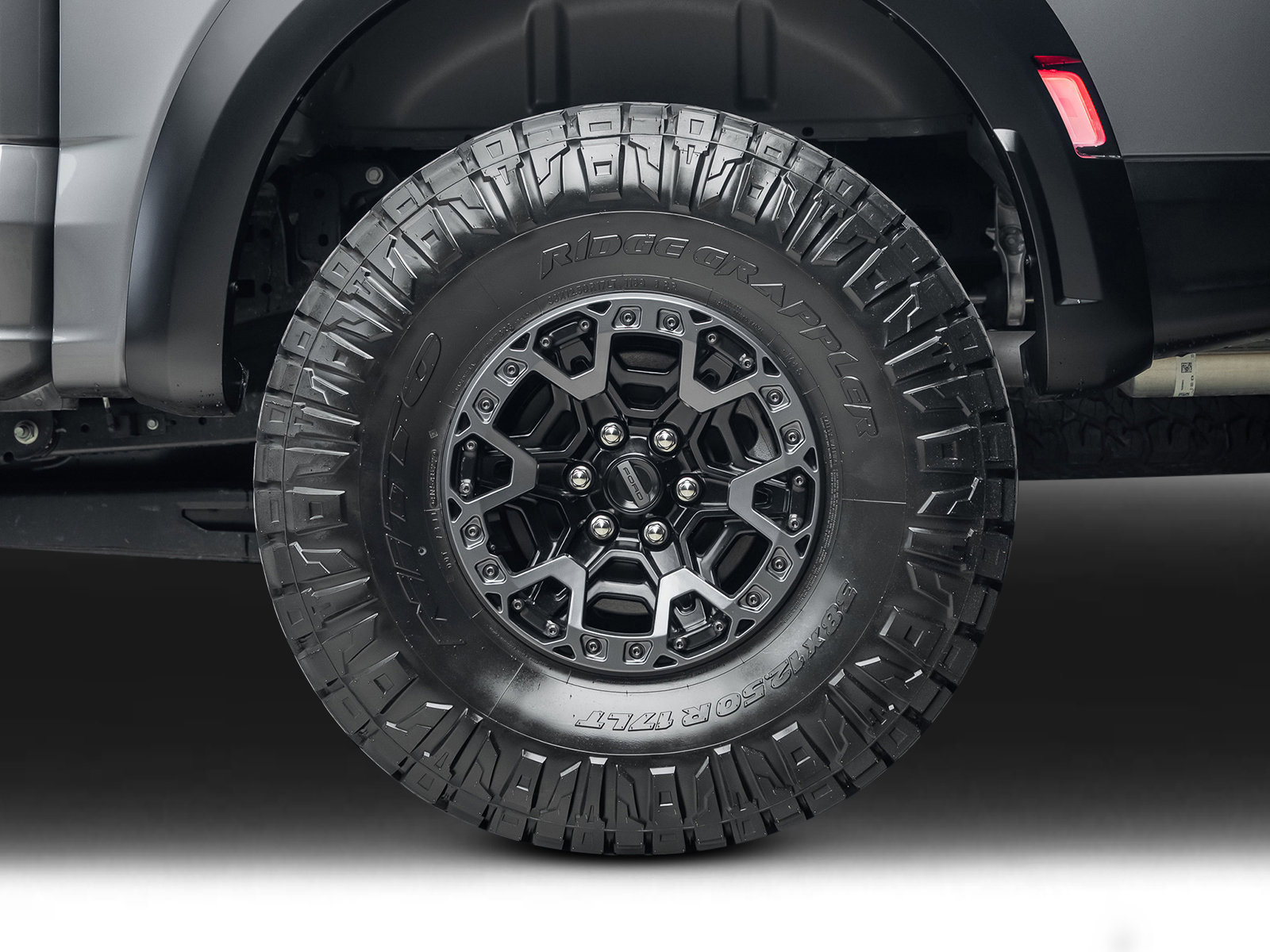 Used 2026 Ford F150 Raptor w/ Equipment Group 803A Raptor R AWD/4WD image 23