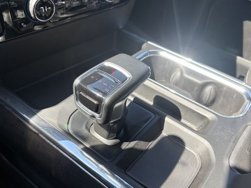 Used 2023 Chevrolet Silverado 1500 LTZ AWD/4WD image 27