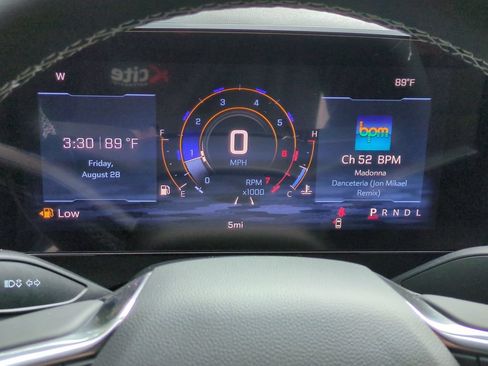 New 2027 Chevrolet Traverse LT w/ Driver Confidence Package FWD image 19