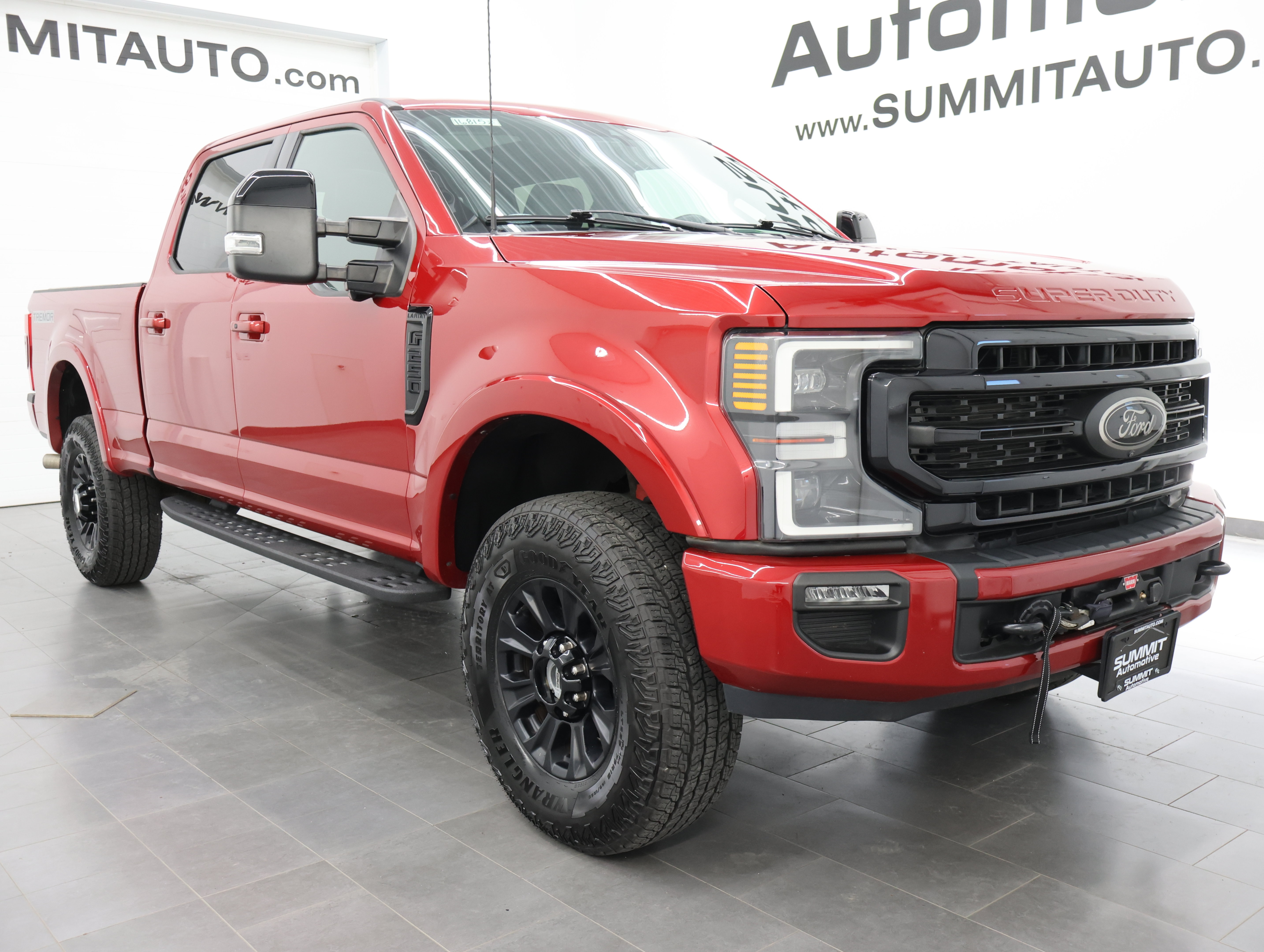 Used 2022 Ford F250 Lariat w/ Tremor Off-Road Package AWD/4WD image 2