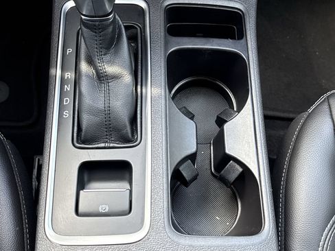 Used 2019 Ford Escape Titanium AWD/4WD image 26