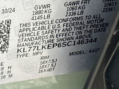 Used 2025 Chevrolet Trax ACTIV image 32