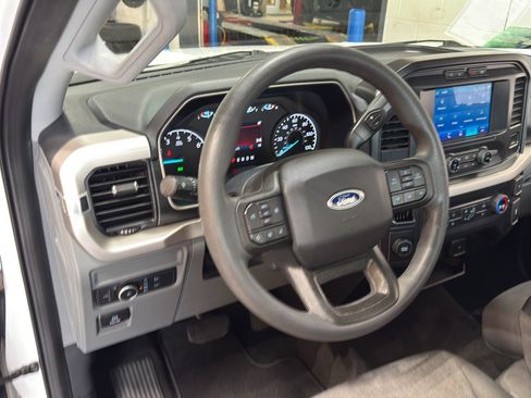 Used 2021 Ford F150 XL w/ Equipment Group 101A High RWD image 13