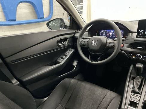 Used 2024 Honda Accord EX image 12