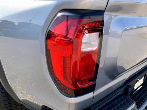 Used 2024 GMC Canyon AT4 w/ Canyon Safety Plus Package AWD/4WD image 27