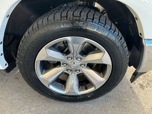 Used 2022 RAM 1500 Limited image 12