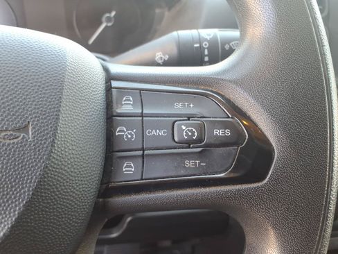 Used 2025 RAM ProMaster 2500 w/ Convenience Group FWD image 23