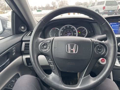 Used 2015 Honda Accord EX-L image 17