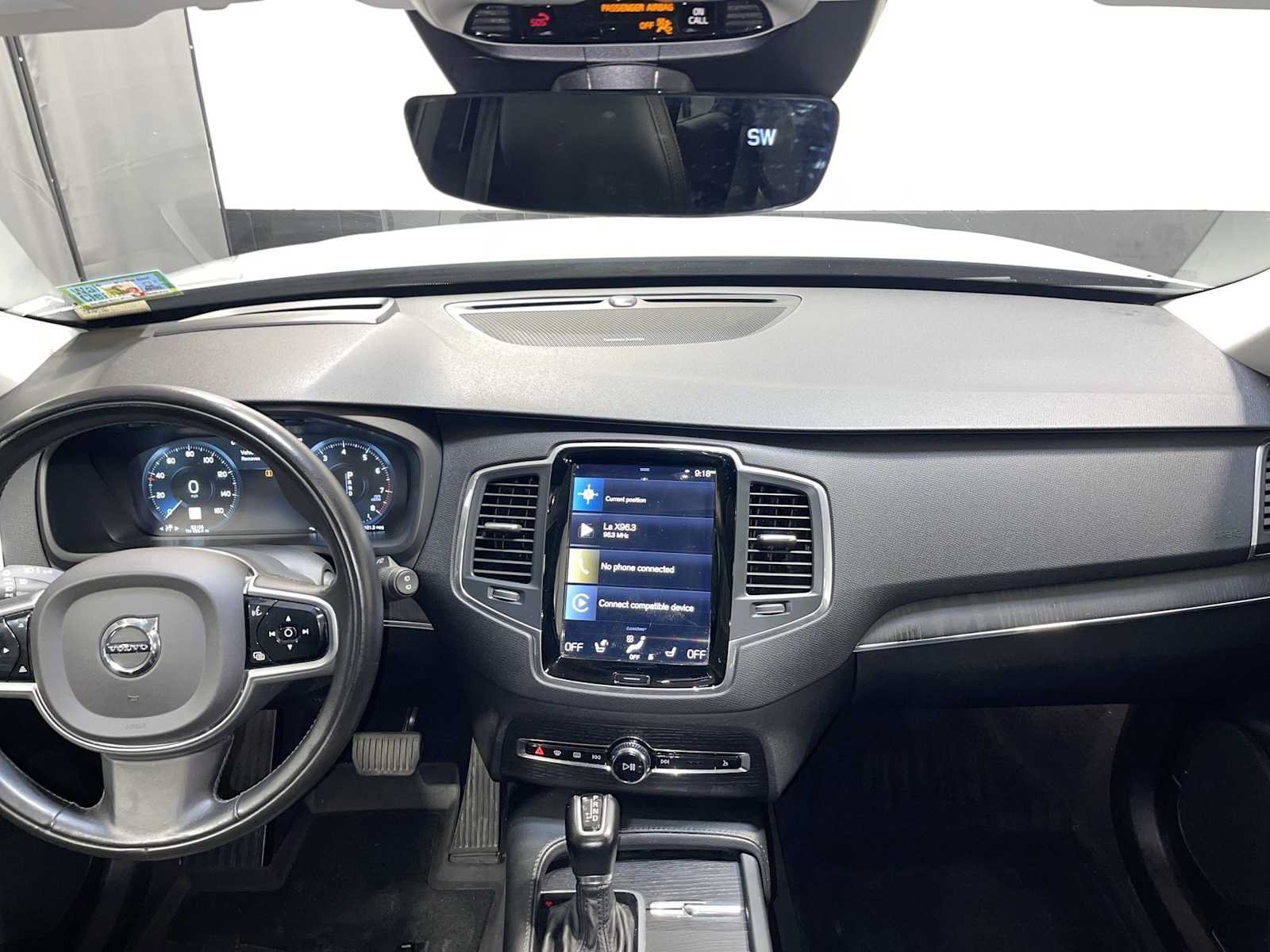 Used 2020 Volvo XC90 T5 Momentum w/ Protection Package Premier AWD/4WD image 10