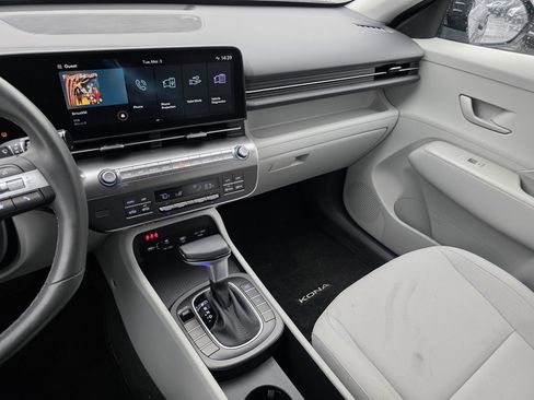 Used 2025 Hyundai Kona SEL image 27