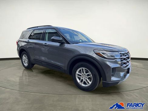 Used 2026 Ford Explorer Active AWD/4WD image 5