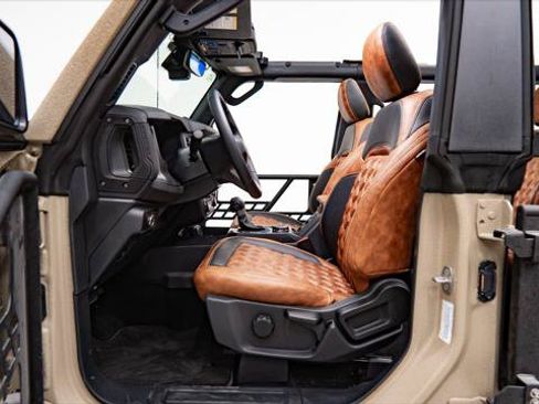 Used 2024 Ford Bronco Outer Banks w/ Sasquatch Package AWD/4WD image 35