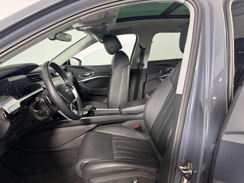 Used 2024 Audi Q8 e-tron Prestige w/ Prestige Package AWD/4WD image 23