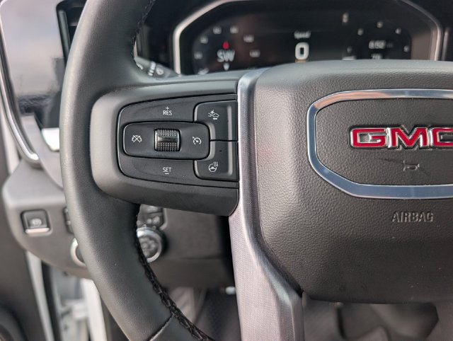 Used 2026 GMC Sierra 1500 SLT AWD/4WD image 13