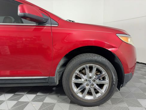 Used 2011 Ford Edge Limited image 12