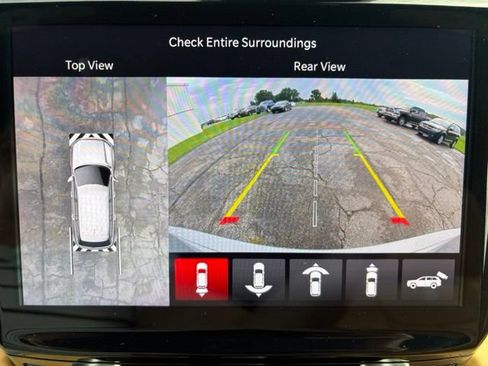Used 2025 Jeep Grand Cherokee Summit AWD/4WD image 5