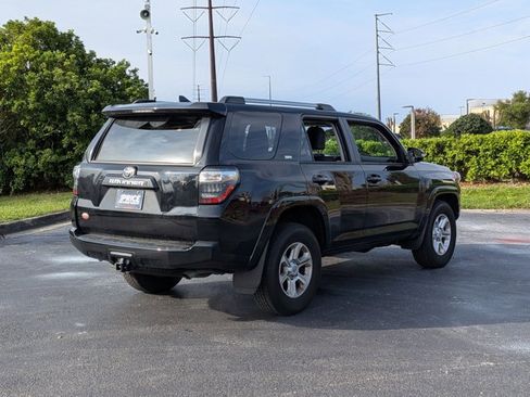 Used 2024 Toyota 4Runner SR5 Premium w/ Moonroof Package image 5