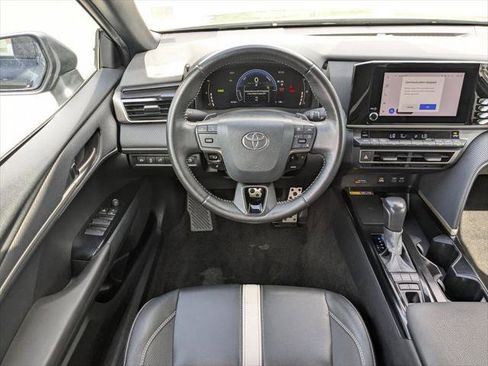 Certified 2025 Toyota Camry SE image 15