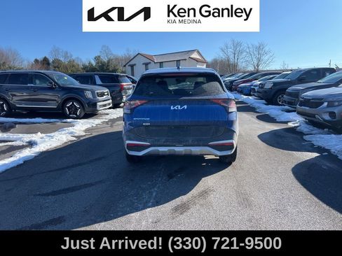 Certified 2025 Kia Sportage EX image 6