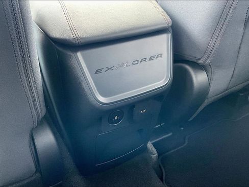 New 2026 Ford Explorer Active AWD/4WD image 17