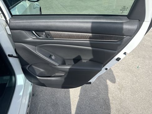 Certified 2020 Honda Accord EX-L image 30