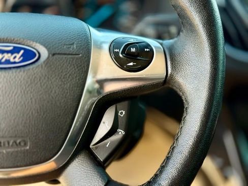 Used 2014 Ford Escape Titanium w/ Equipment Group 401A image 29