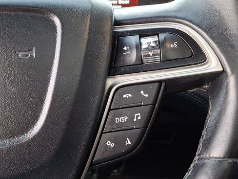 Used 2020 Lincoln Nautilus Reserve image 25