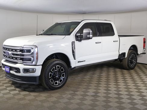Used 2024 Ford F250 Platinum AWD/4WD image 13