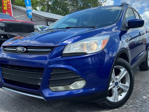 Used 2014 Ford Escape SE w/ Equipment Group 201A image 1
