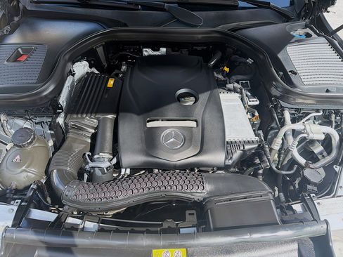 Used 2019 Mercedes-Benz GLC 300 image 33