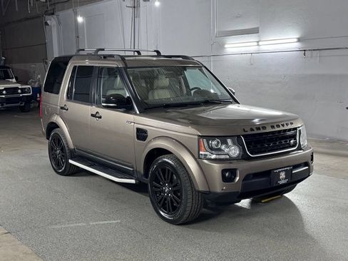 Used 2016 Land Rover LR4 HSE AWD/4WD image 3