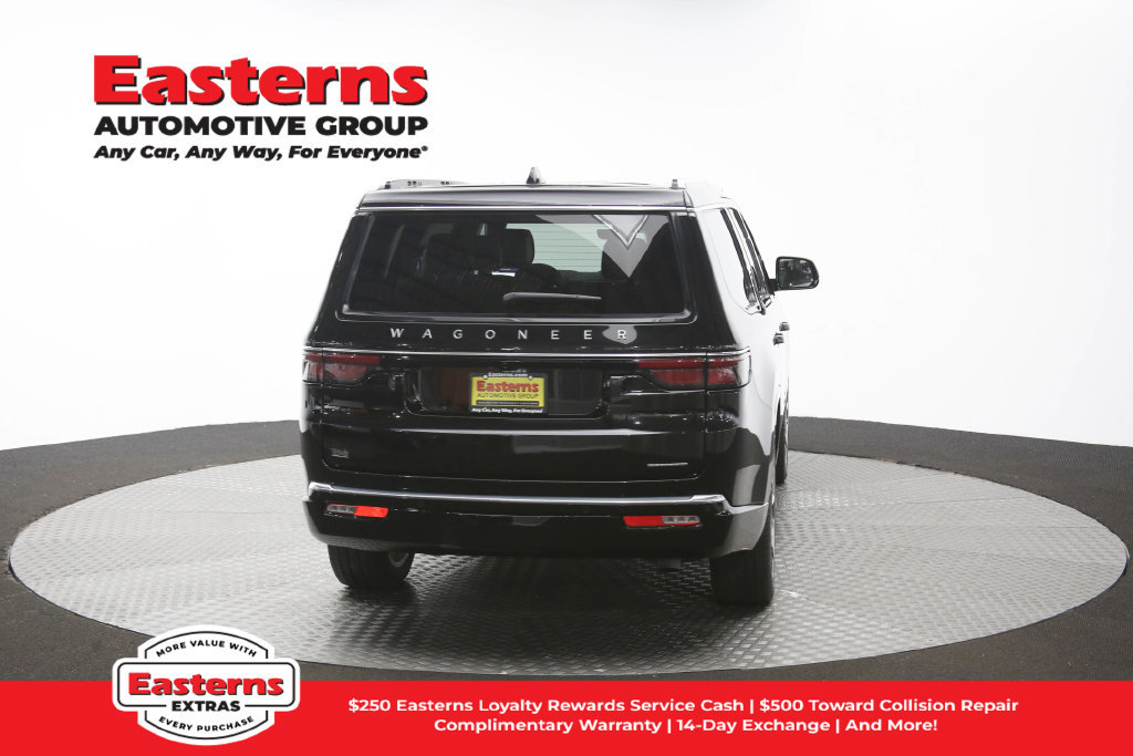 Used 2024 Jeep Wagoneer Series III w/ Premium Group I AWD/4WD image 46