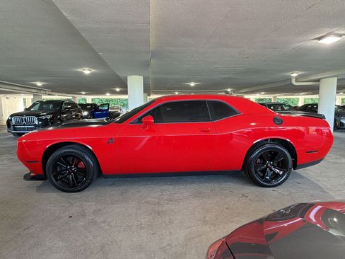 Used 2023 Dodge Challenger SXT RWD image 2