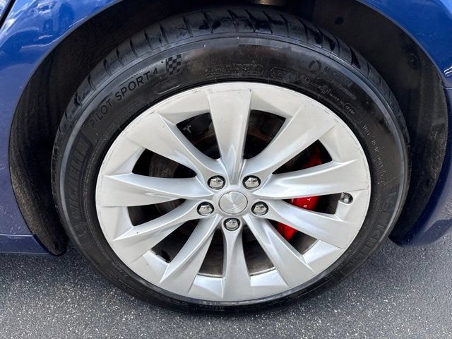 Used 2019 Tesla Model S Performance AWD/4WD image 17