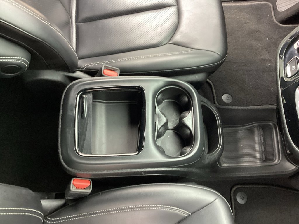 Used 2023 Chrysler Pacifica Touring-L w/ S Appearance Package FWD image 20