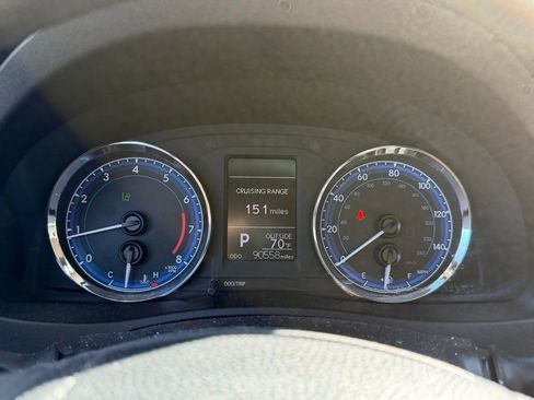 Used 2019 Toyota Corolla LE image 22