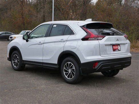 New 2026 Mitsubishi Eclipse Cross ES image 2