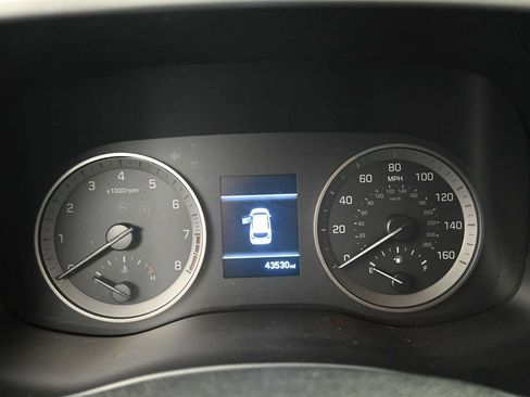 Used 2021 Hyundai Tucson Value FWD image 12