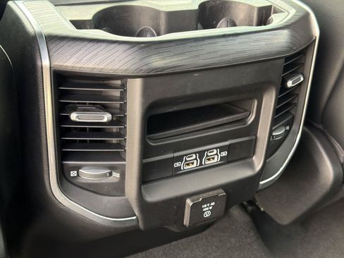 Used 2023 RAM 1500 Laramie AWD/4WD image 20