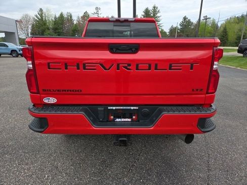 Used 2021 Chevrolet Silverado 2500 LTZ w/ LTZ Plus Package AWD/4WD image 38