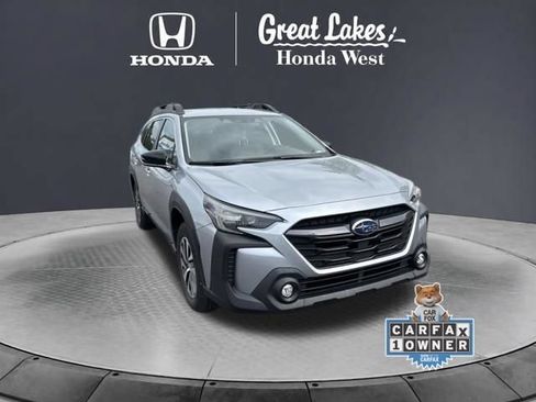 Used 2024 Subaru Outback Premium AWD/4WD image 4