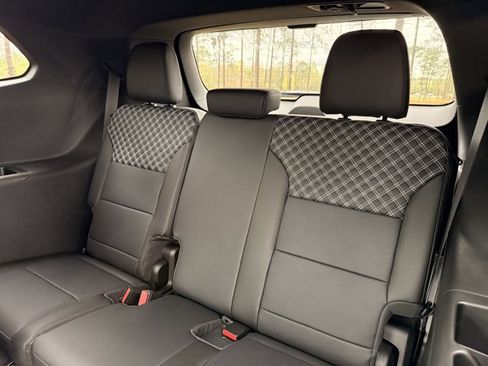 New 2026 GMC Acadia Denali w/ Super Cruise Package image 33