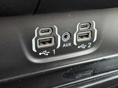 Used 2022 RAM 1500 Big Horn RWD image 20