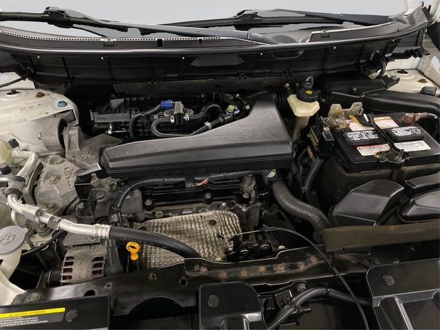Used 2015 Nissan Rogue SV w/ SV Moonroof Package AWD/4WD image 12