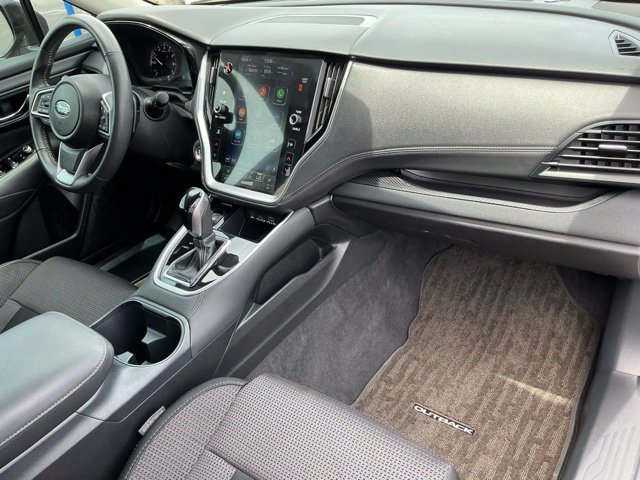 Used 2024 Subaru Outback Premium AWD/4WD image 19