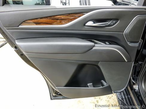 Used 2021 Cadillac Escalade Premium Luxury w/ Driver Assist Tech Package AWD/4WD image 25