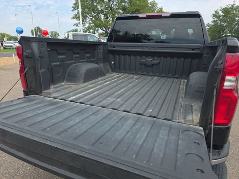 Used 2024 Chevrolet Silverado 1500 LTZ w/ Z71 Off-Road Package AWD/4WD image 17