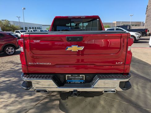 Certified 2025 Chevrolet Silverado 1500 LTZ AWD/4WD image 5