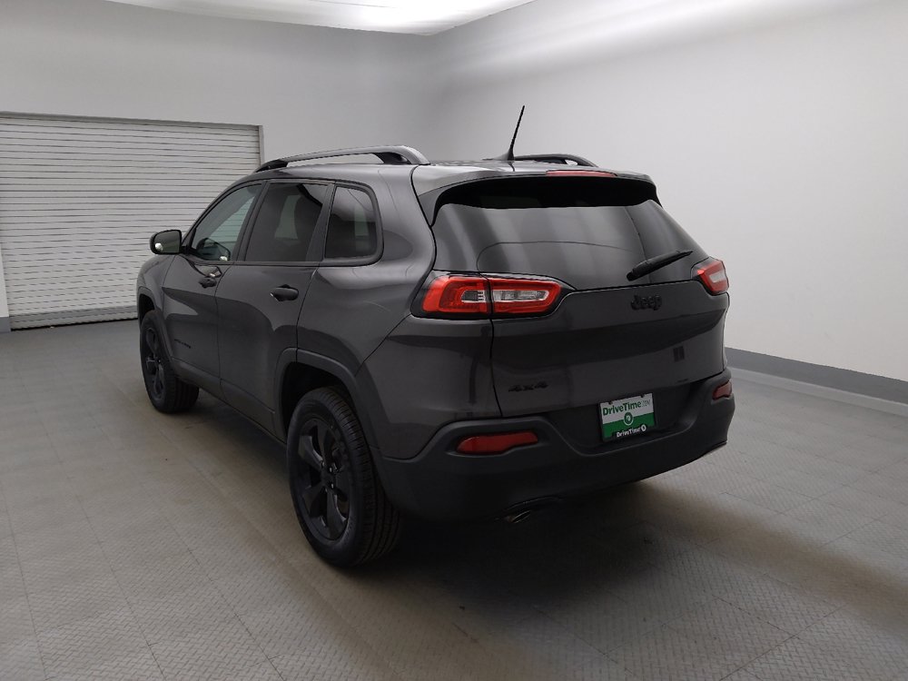 Used 2017 Jeep Cherokee Sport w/ Cold Weather Group AWD/4WD image 5