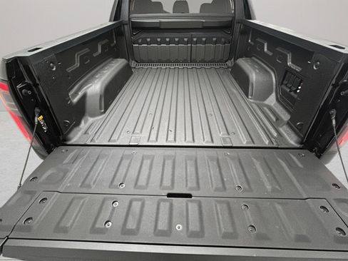 New 2025 GMC Sierra EV Denali image 26